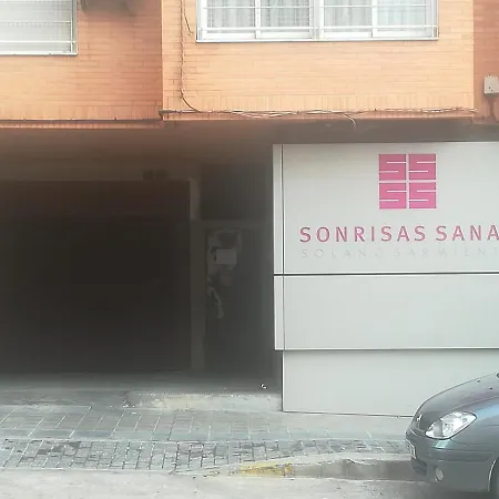 Casa Serra - - Alquila 3 Con Garaje Privatunterkunft