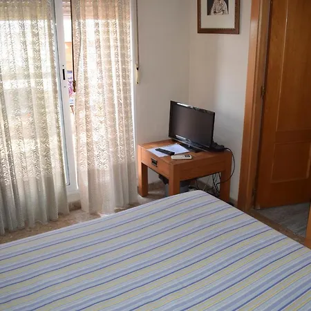 Casa Serra - - Alquila 3 Con Garaje * بلتيرنا