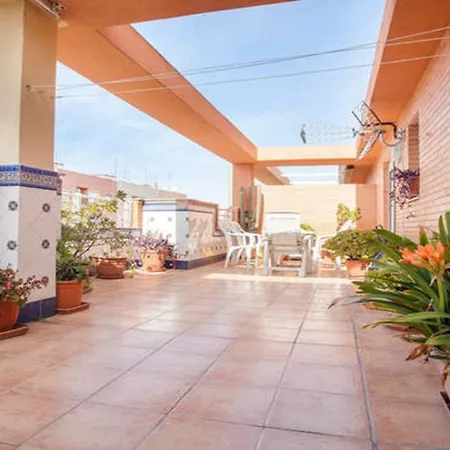 Casa Serra - - Alquila 3 Con Garaje منزل للإقامة *
