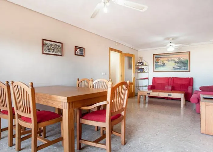 Rum i privatbostad Casa Serra - - Alquila 3 Con Garaje *