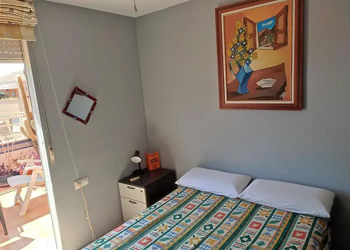 Casa Serra - - Alquila 3 Con Garaje