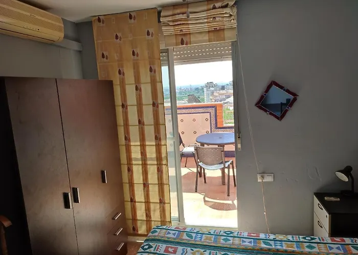 Rum i privatbostad Casa Serra - - Alquila 3 Con Garaje